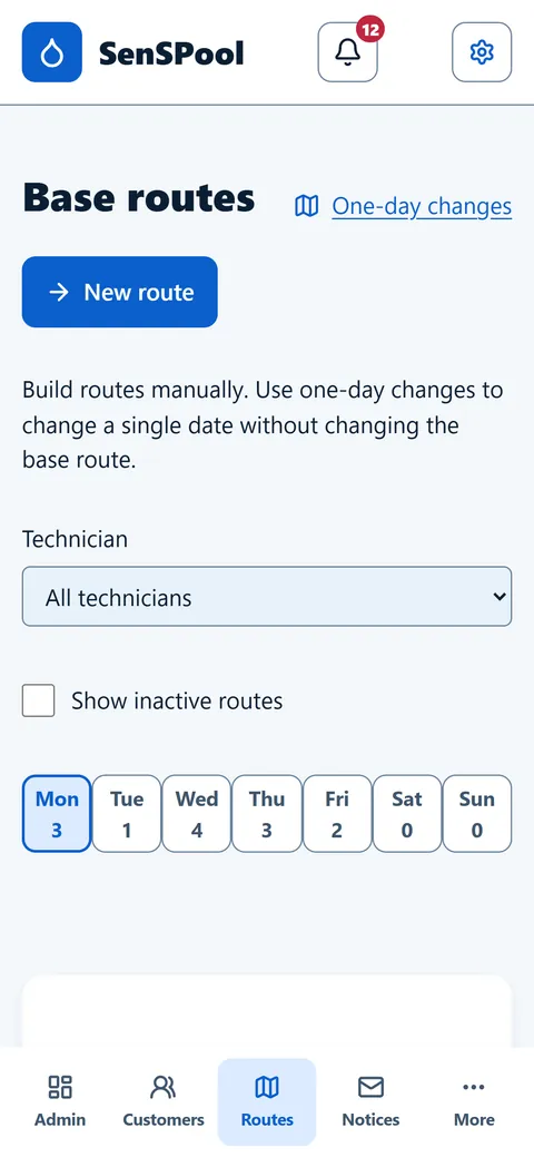 Pantalla de rutas de la administración en inglés con botón de nueva ruta, filtro por técnico y días de la semana